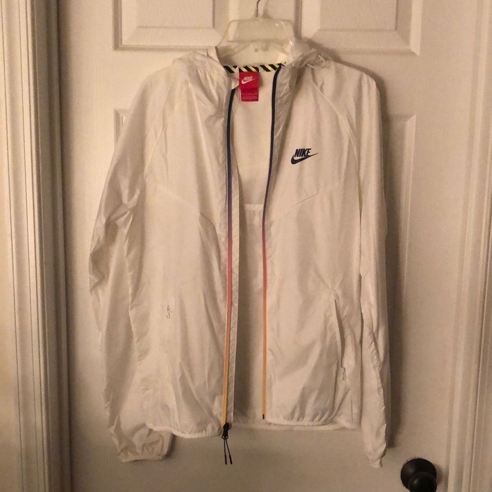 White Nike Windbreaker size S new